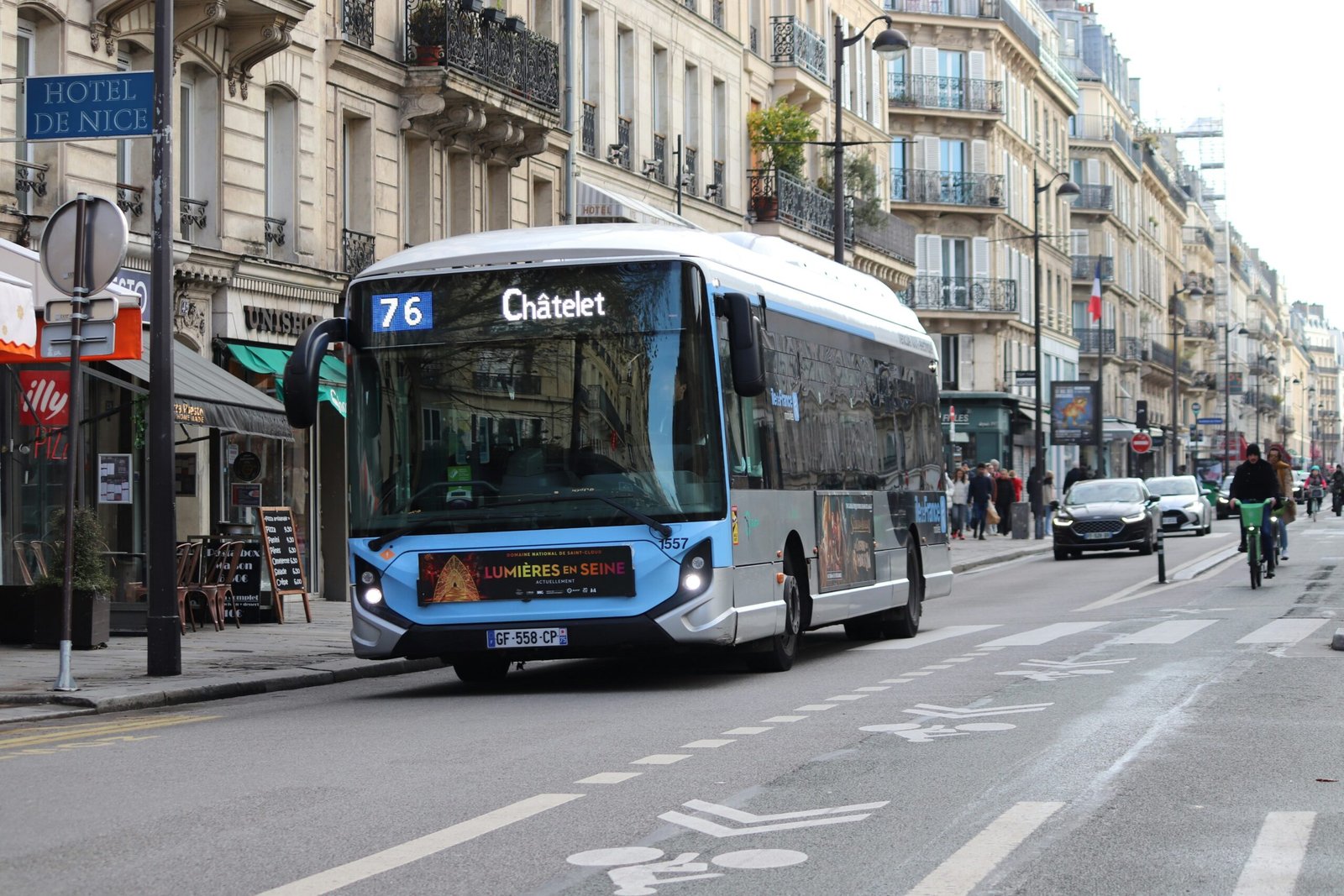Ambiente urbano del transporte en París